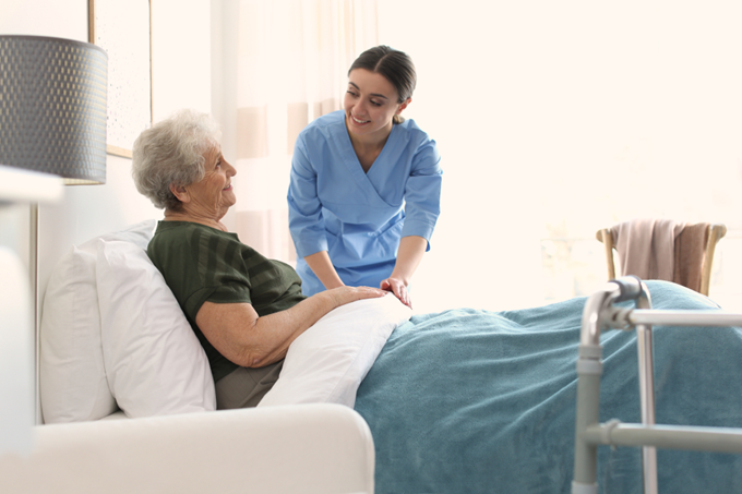 navigating-hospice-care-at-home-vs-inpatient-hospice